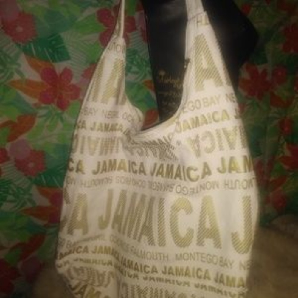 Robin Ruth hobo bag - Picture 5 of 5